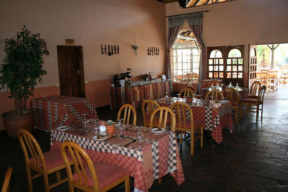 Oshakati Country 호텔 외부 사진