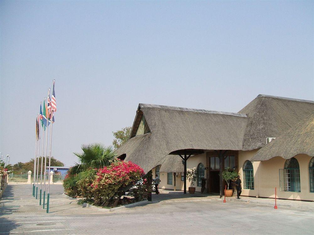 Oshakati Country 호텔 외부 사진